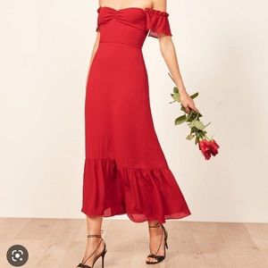 Reformation butterfly dress SZ 0 red off shoulder